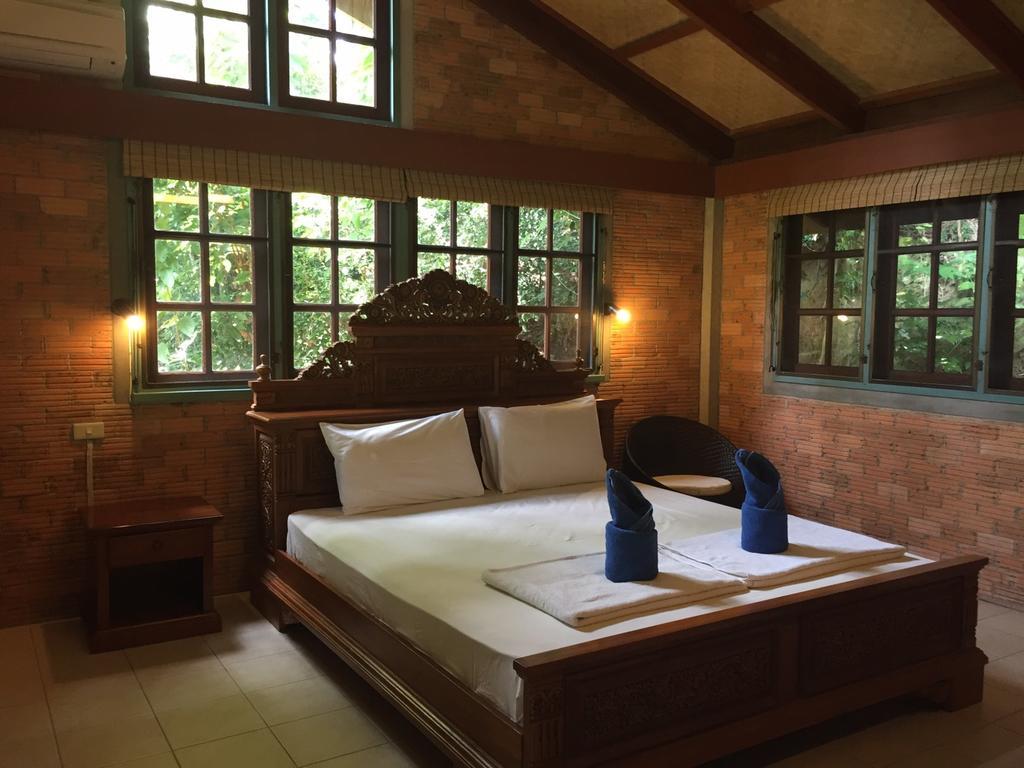 Hanalei Gardens Mae Nam Buitenkant foto